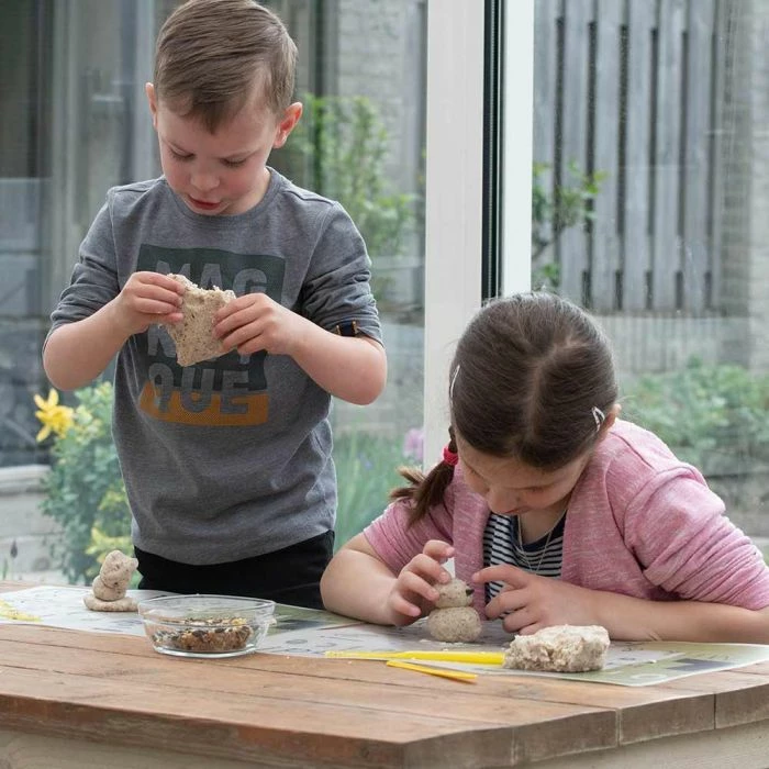 Peanut Butter Modelling Clay (1kg) - Image 3